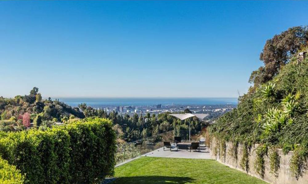 John-Legend-And-Chrissy-Teigen-Beverly-Hills-Real-Estate-View-2 16-21-42-431
