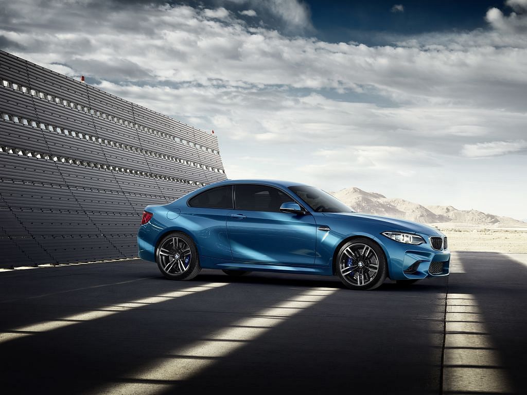 P90215976_highRes_the-new-bmw-m2-coupe