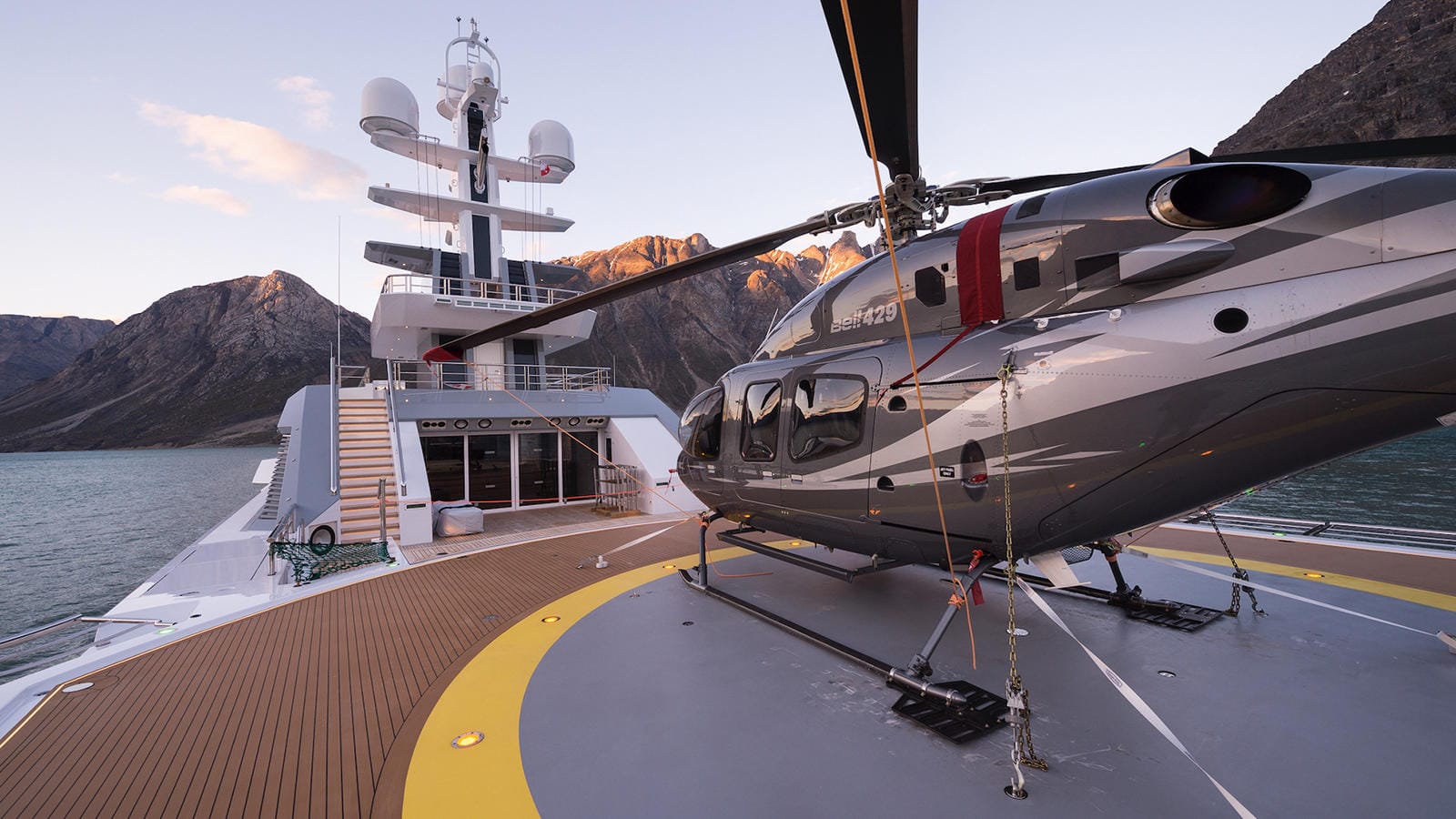 best yacht helicopter