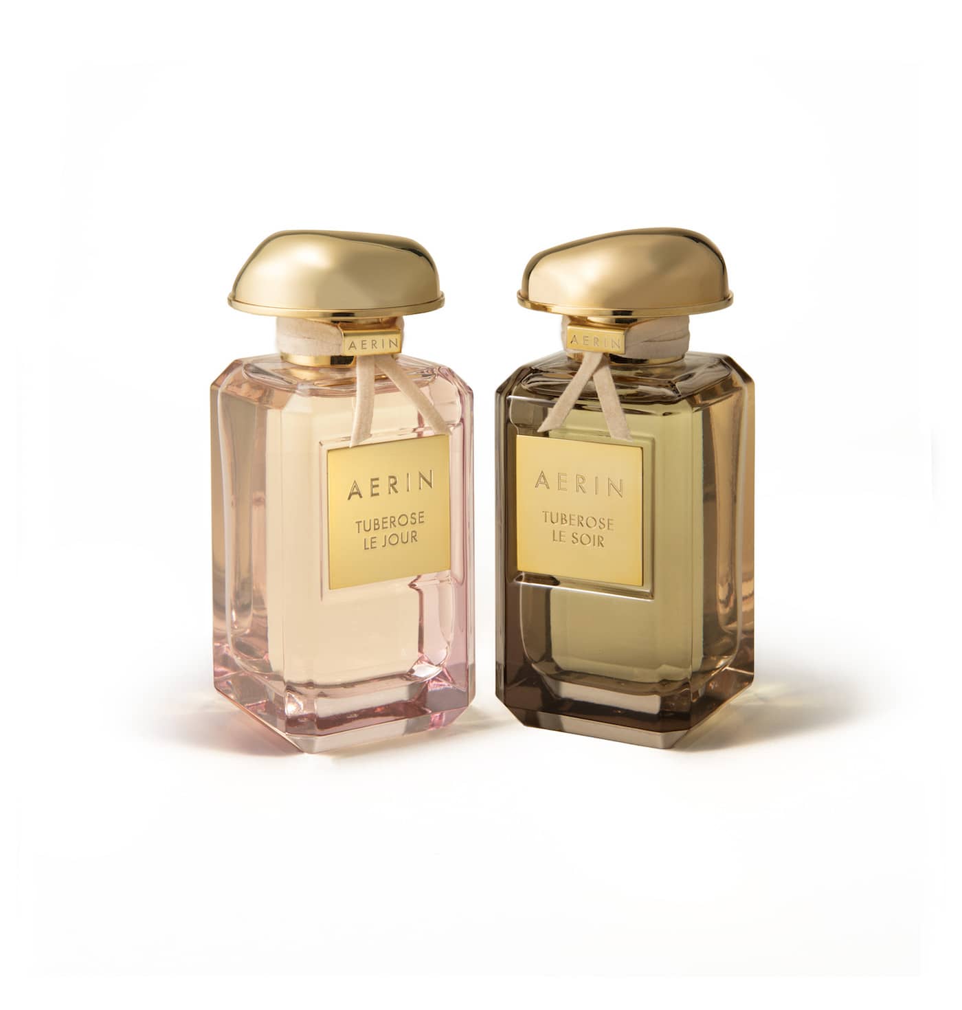 kogel geluid beroerte Luxe lijstjes: 5 vrouwen parfums die het ideale cadeau (voor jezelf) zijn -  Pure Luxe