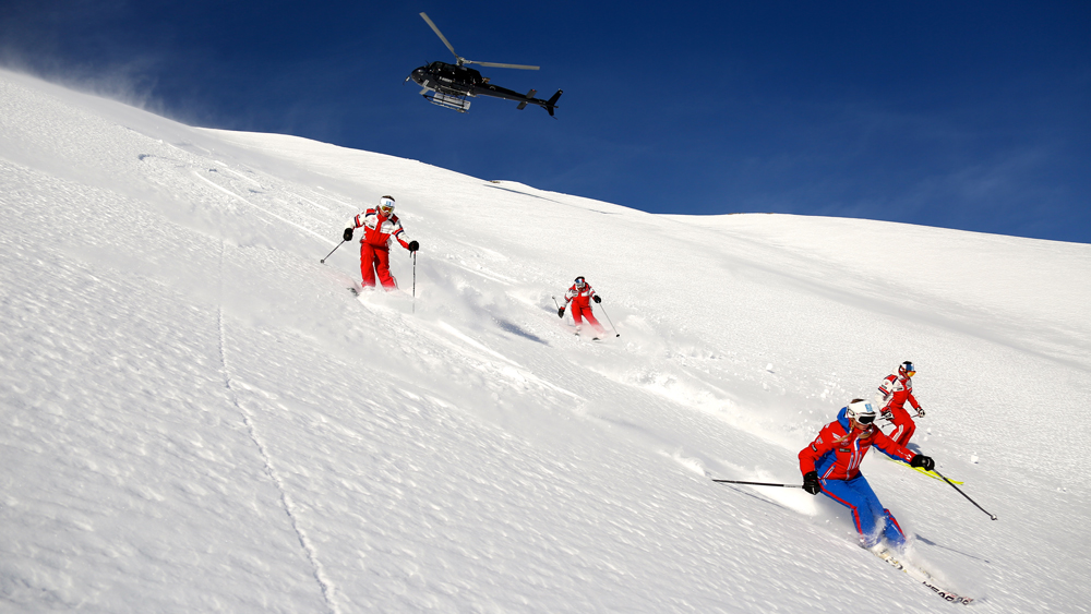 heli-skiën ski snowboarden wintersport extreme sports Pure Luxe