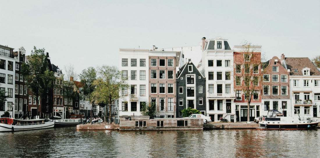 Nederland Telt Op Dit Moment Een Record-aantal Huizen Met Een Prijs Van ...