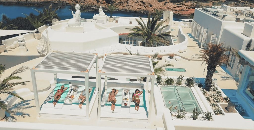 vakantievilla Ibiza wesley yolanthe sneijder Pure Luxe