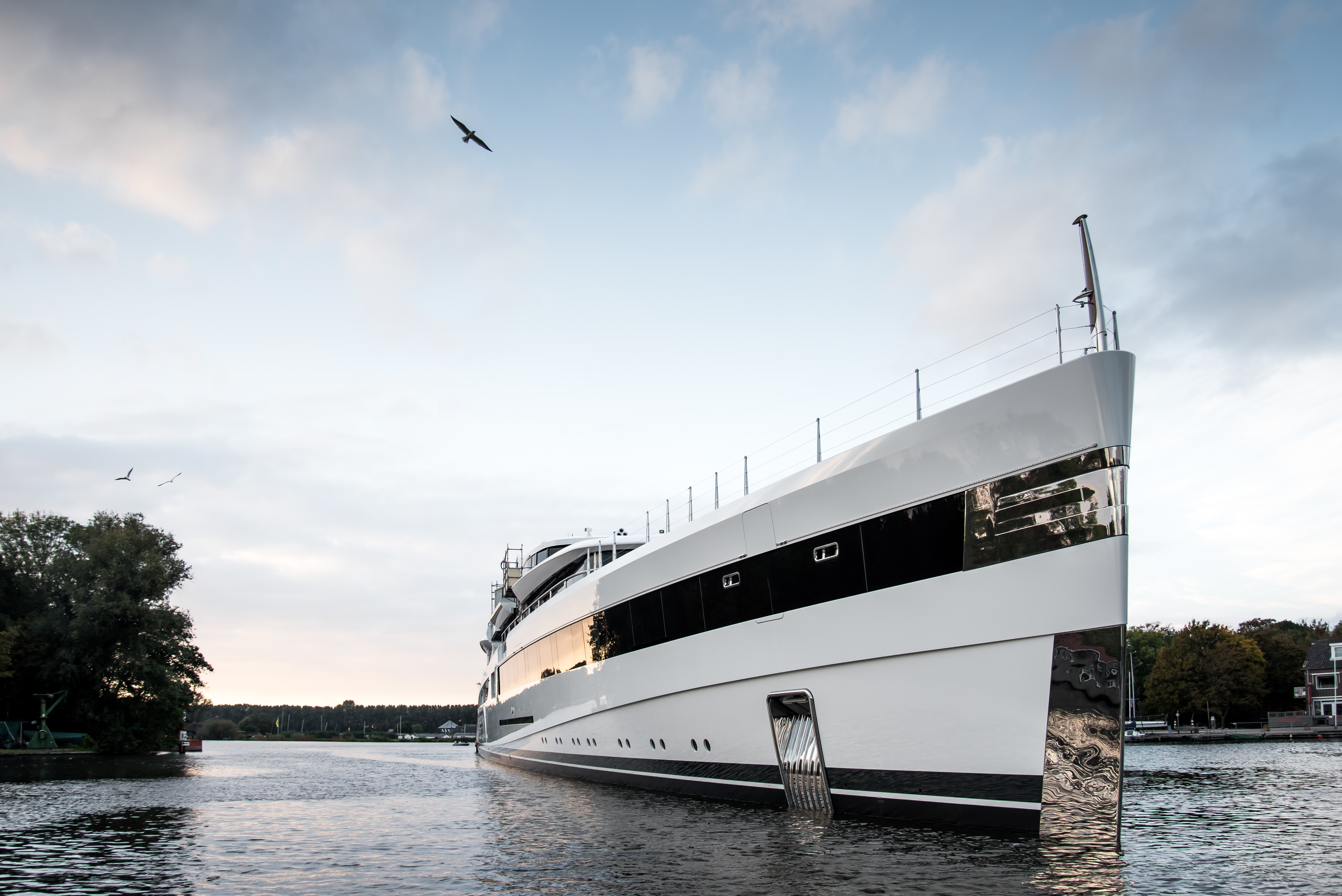 feadship PURE LUXE