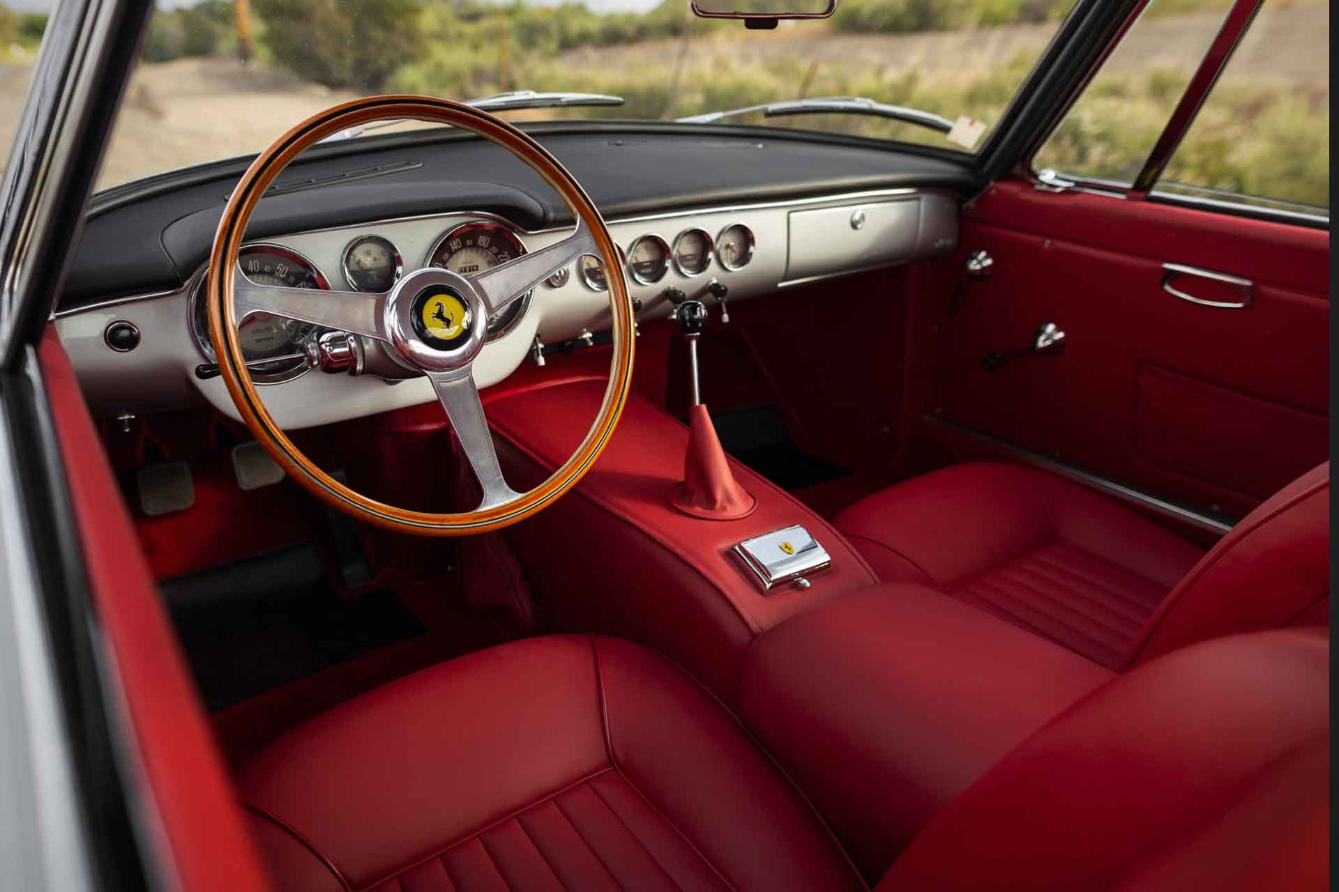 Ferrari 250 gt swb berlinetta rm sotheby's veiling monterey Pure Luxe