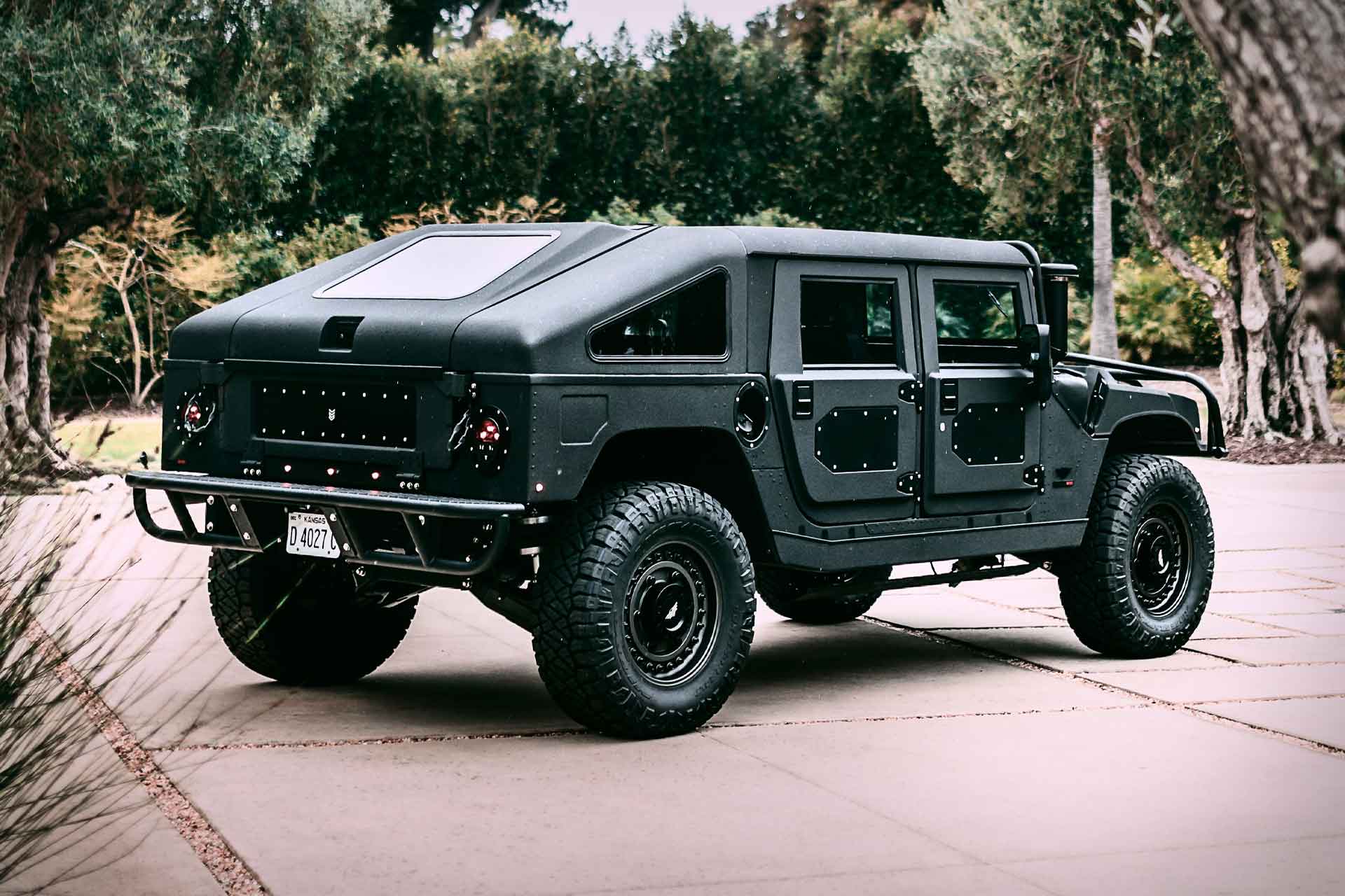 mil-spec hummer h1 06 suv Pure Luxe