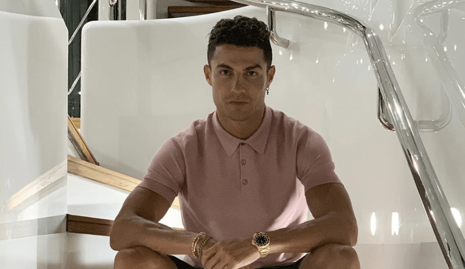 Cristiano Ronaldo met €1,75 miljoen om zijn pols? Zó ziet dat eruit ...