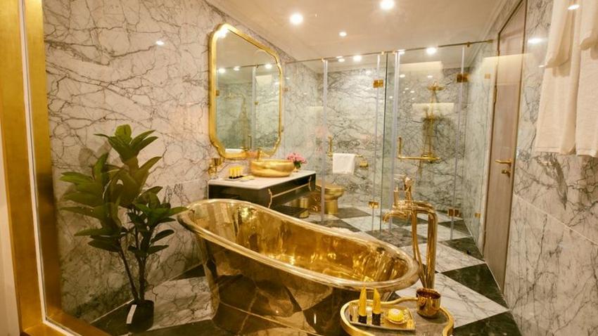 gouden badkuip