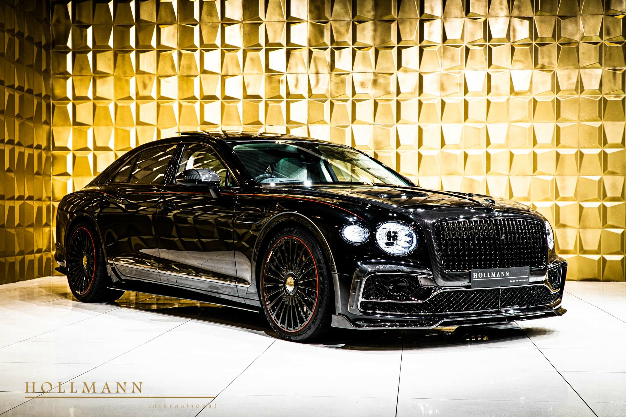 Hollmann Verkoopt Twee Bentley Flying Spur Mansory S Pure Luxe