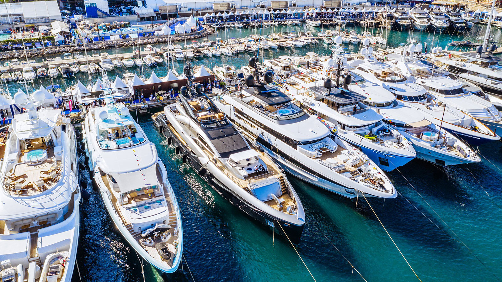 De Monaco Yacht Show keert terug in 2021 - Pure Luxe