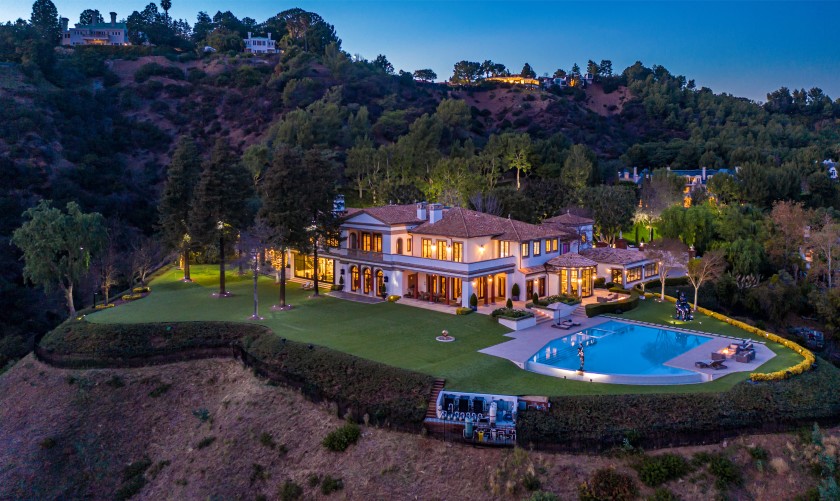 Adele Heeft Het Mega-mansion In Beverly Hills Van Sylvester Stallone ...