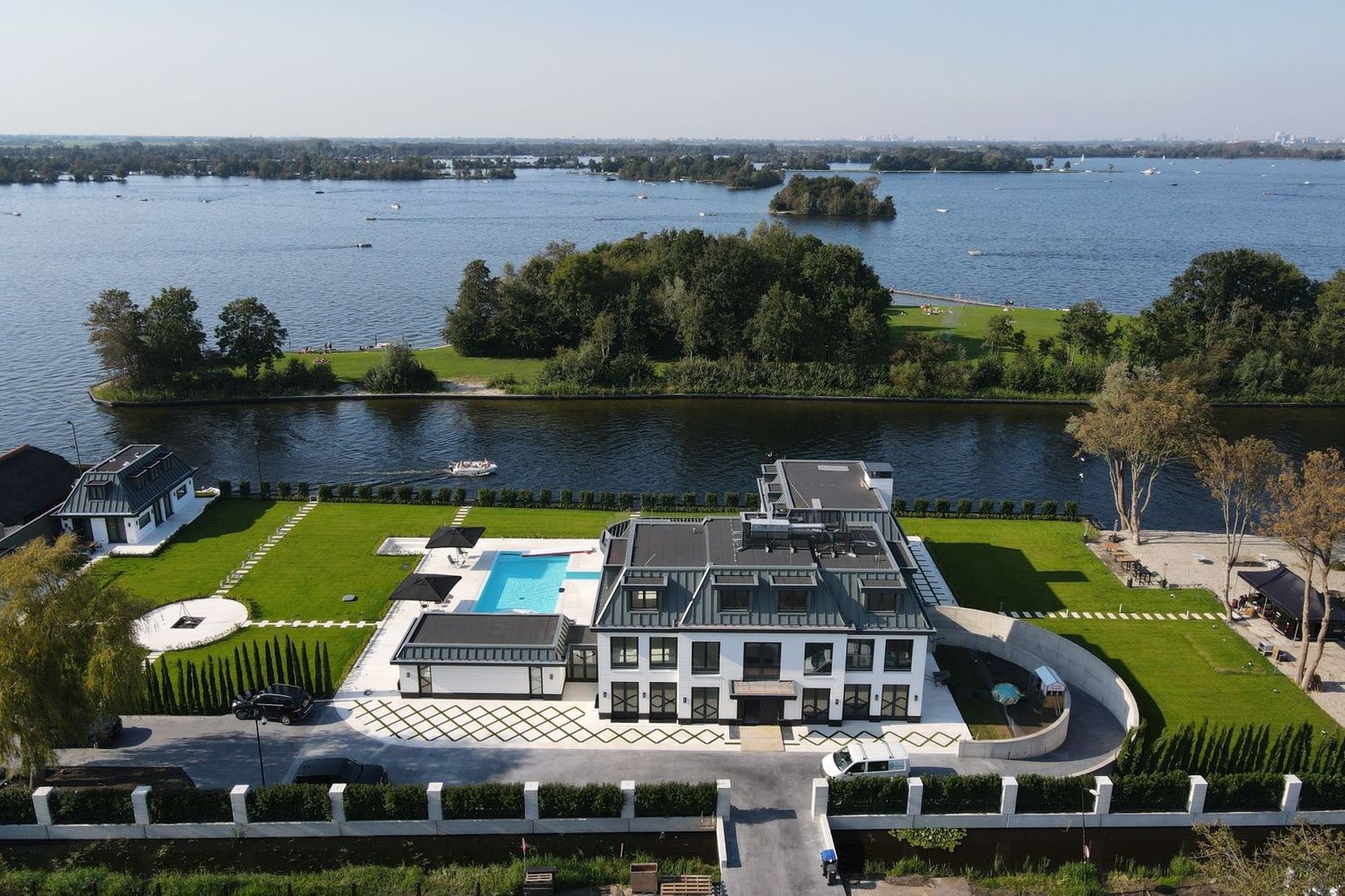 Onbevreesd metaal ventilatie Eén van de duurste villa's van Nederland staat te koop! - Pure Luxe