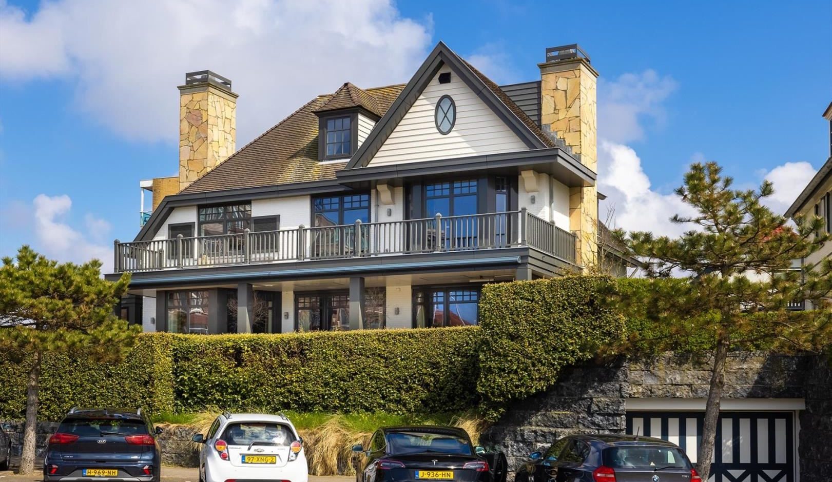 Funda: Piet Boon strandvilla te koop In Noordwijk - Pure Luxe