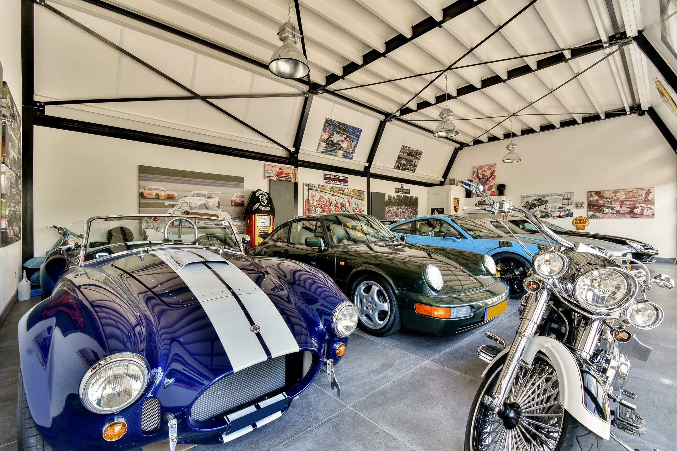Garage Nieuw-Vennep