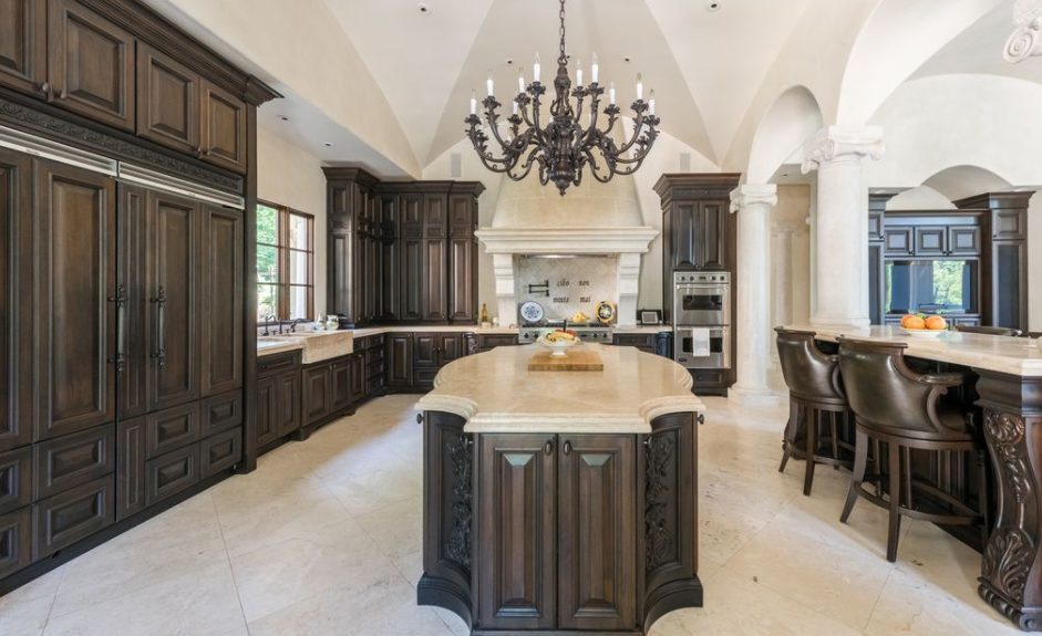 Cardi B Villa